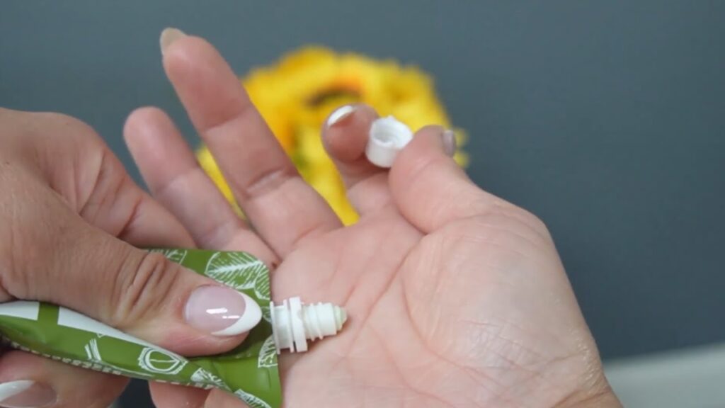 Empat Kotak Kecil di Tas yang Hilangkan Mual & Mencegah Stretch Mark 80 %